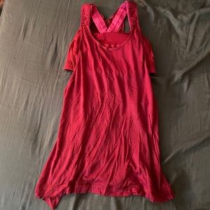 Lululemon tank